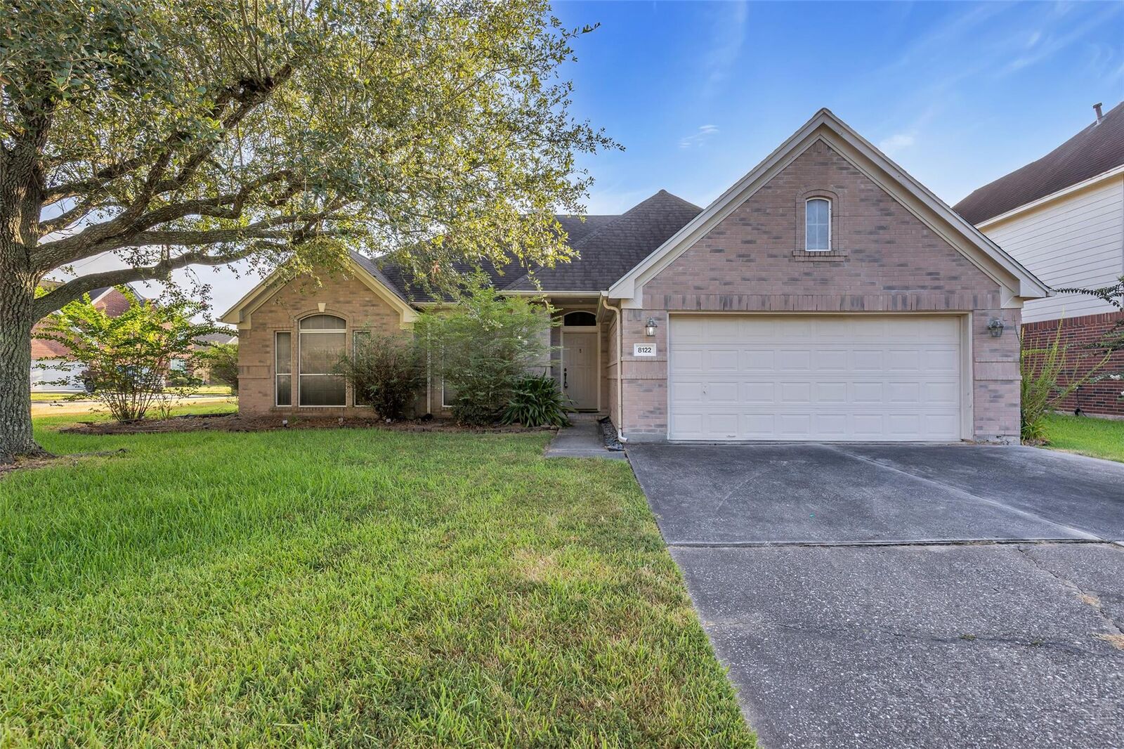 Property Photo: 8122 Perch TX 77523