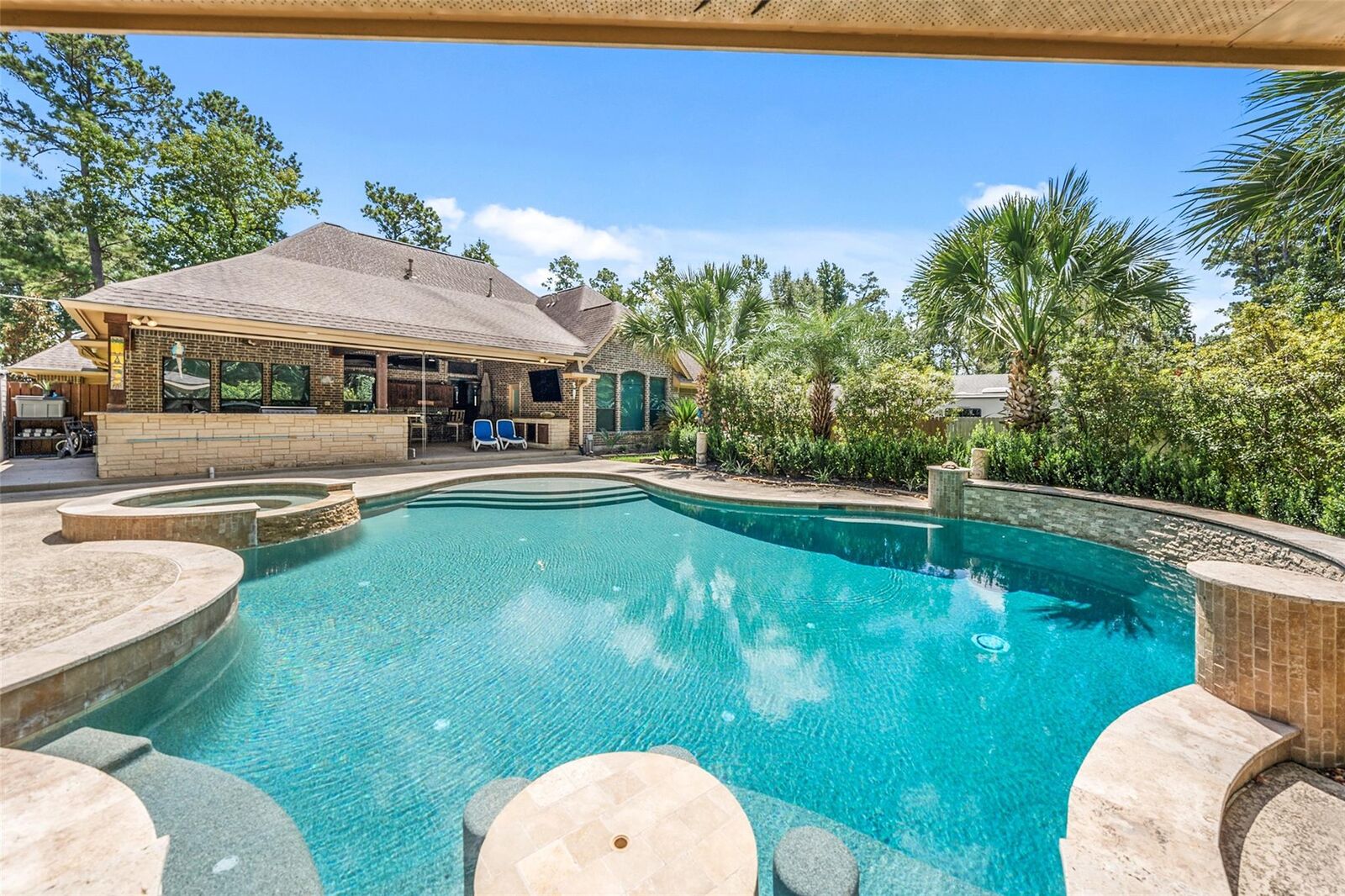 Property Photo: 32707 Westwood Square East Drive TX 77354