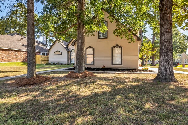 Property Photo: 3002 Pine Chase Drive TX 77356