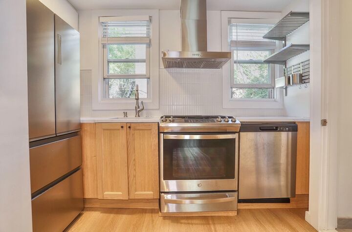 Property Photo: 432 2nd St 1 NJ 07302