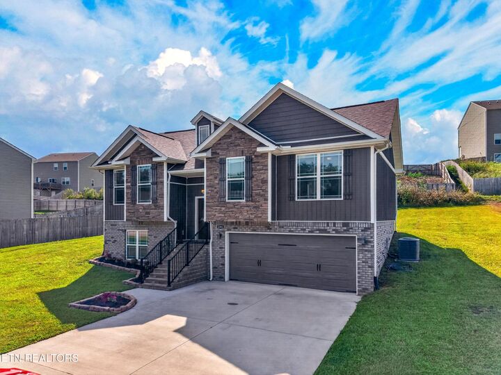 Property Photo:  2381 Reese St  TN 37814 
