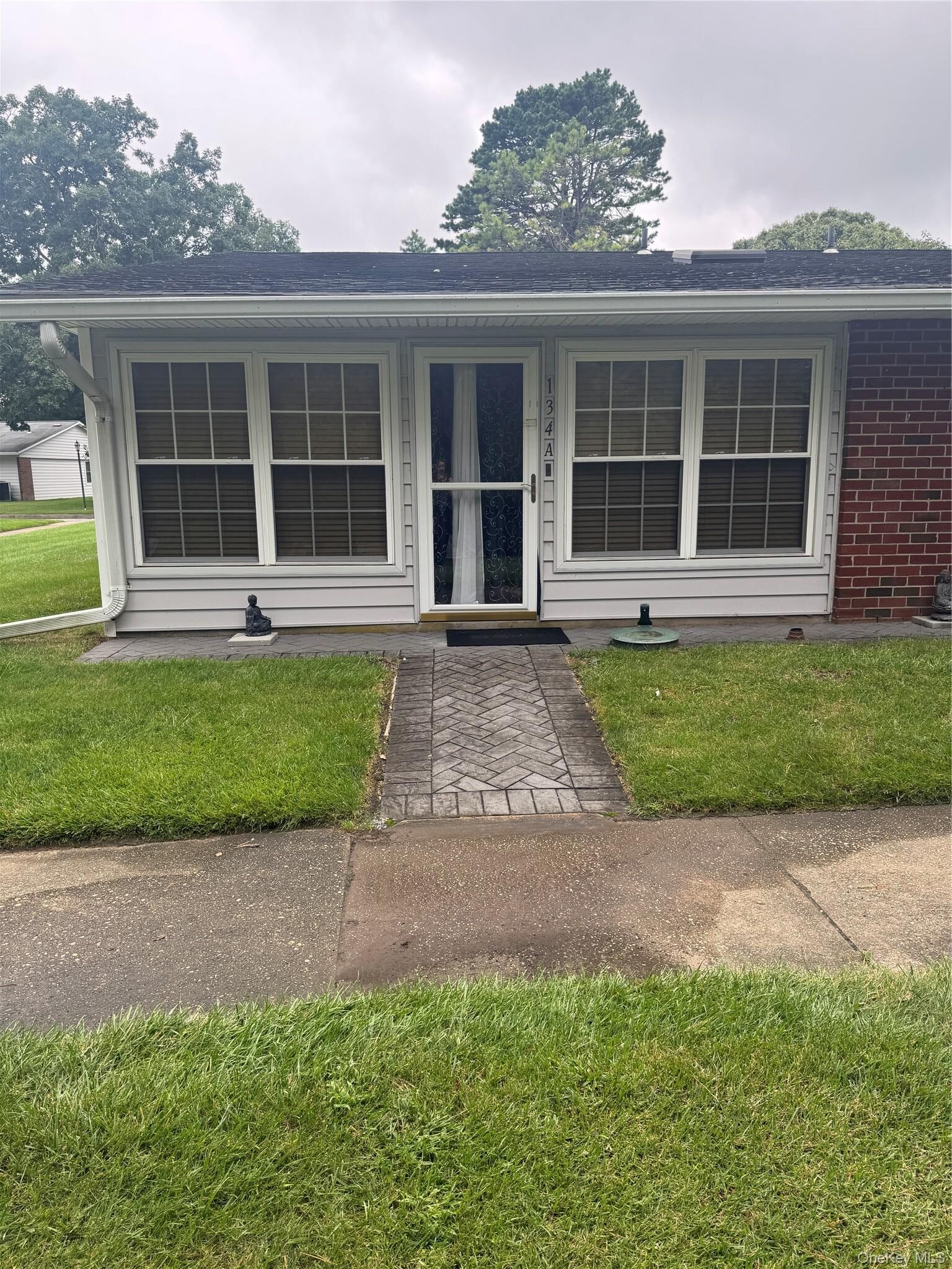 Property Photo: 134 Eastbourne Court A NY 11961