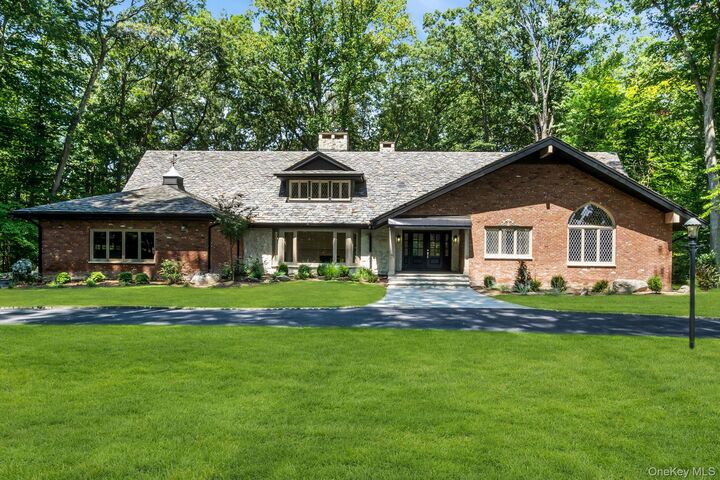 Property Photo:  17 Deerhill Drive  NJ 07423 