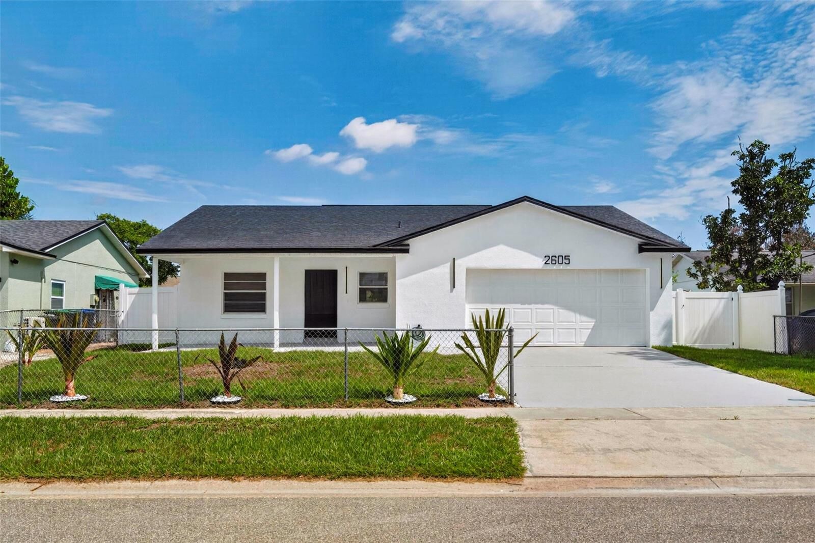 Property Photo: 2605 Char Street FL 32839