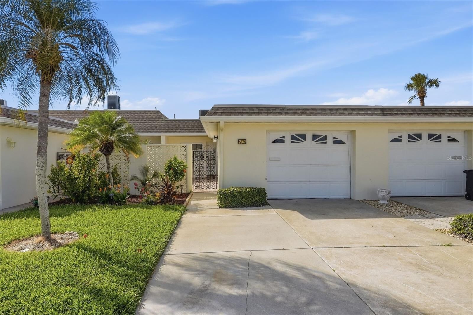 Property Photo:  280 Boca Ciega Point Boulevard S  FL 33708 
