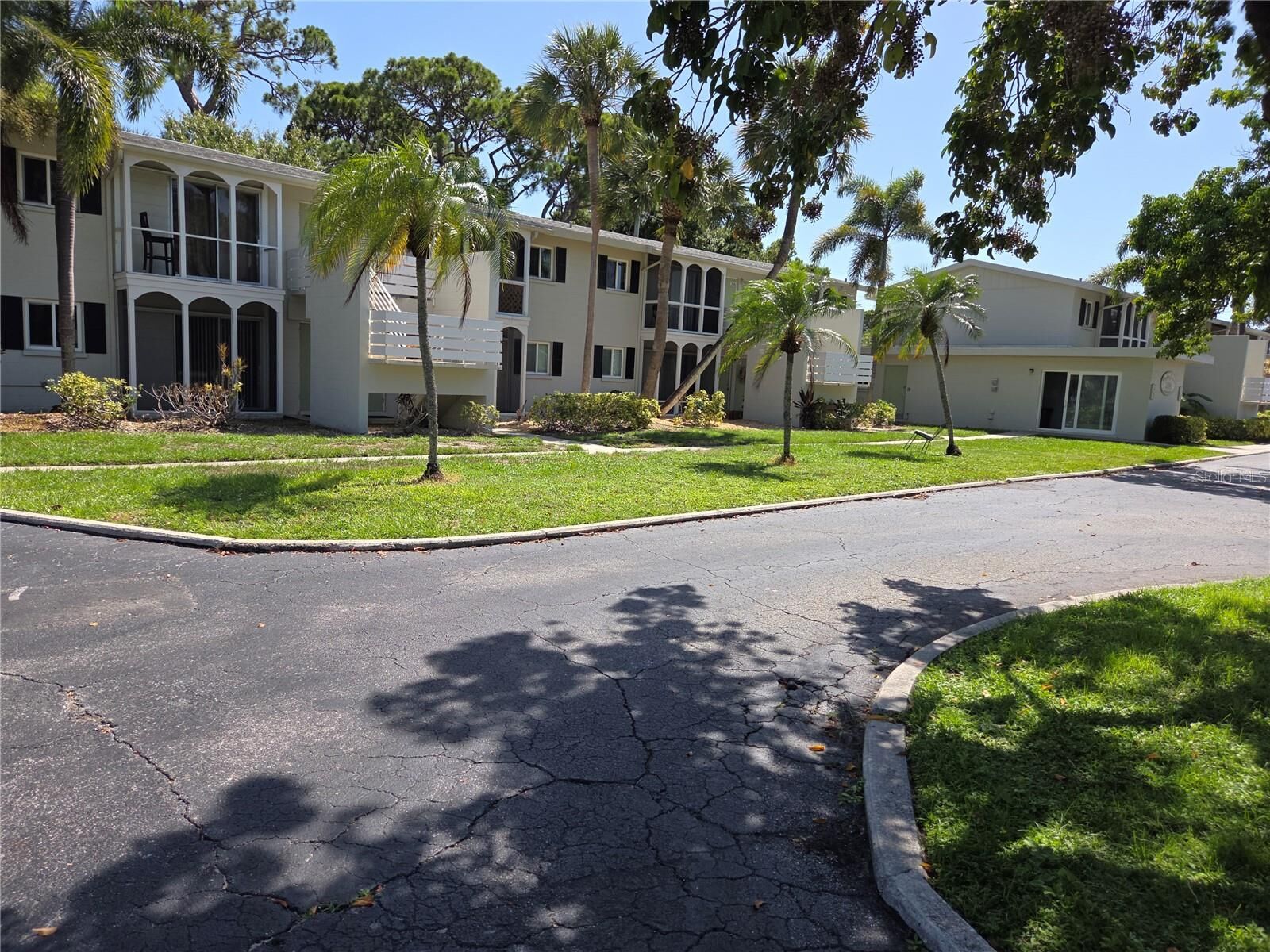 Property Photo:  2304 Ringling Boulevard 104  FL 34237 