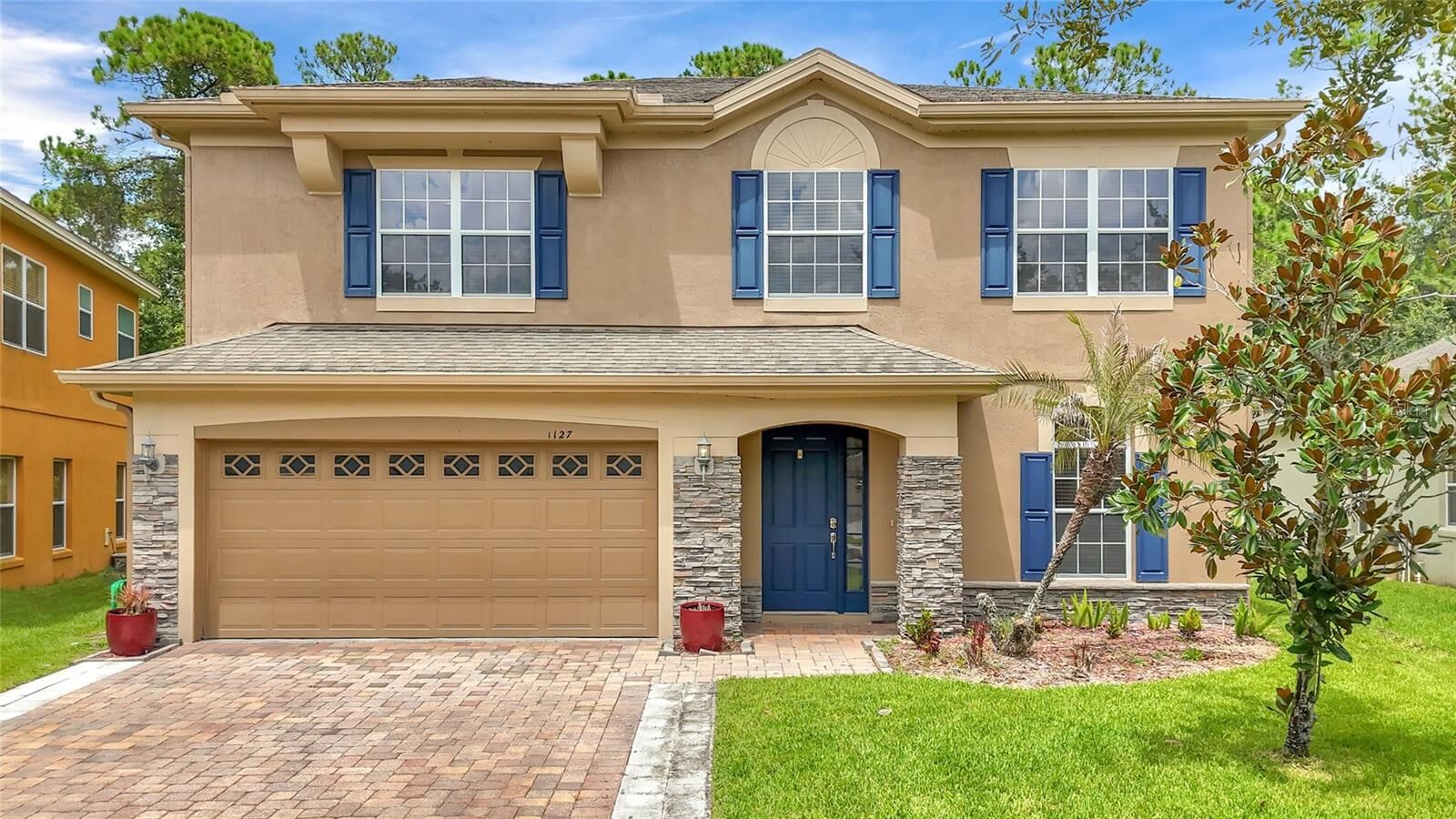 Property Photo: 1127 Crane Crest Way FL 32825
