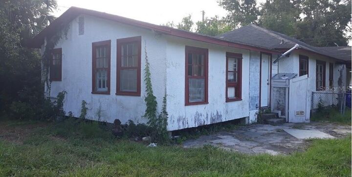 Property Photo:  1031 Herschell Street  FL 33815 