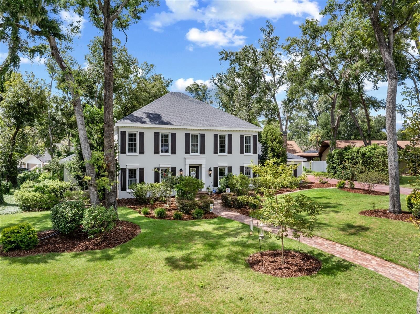 Property Photo: 4603 Dogwood Hills Court FL 33511