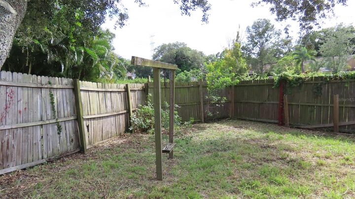 Property Photo: 3326 Whispering Drive N FL 33771