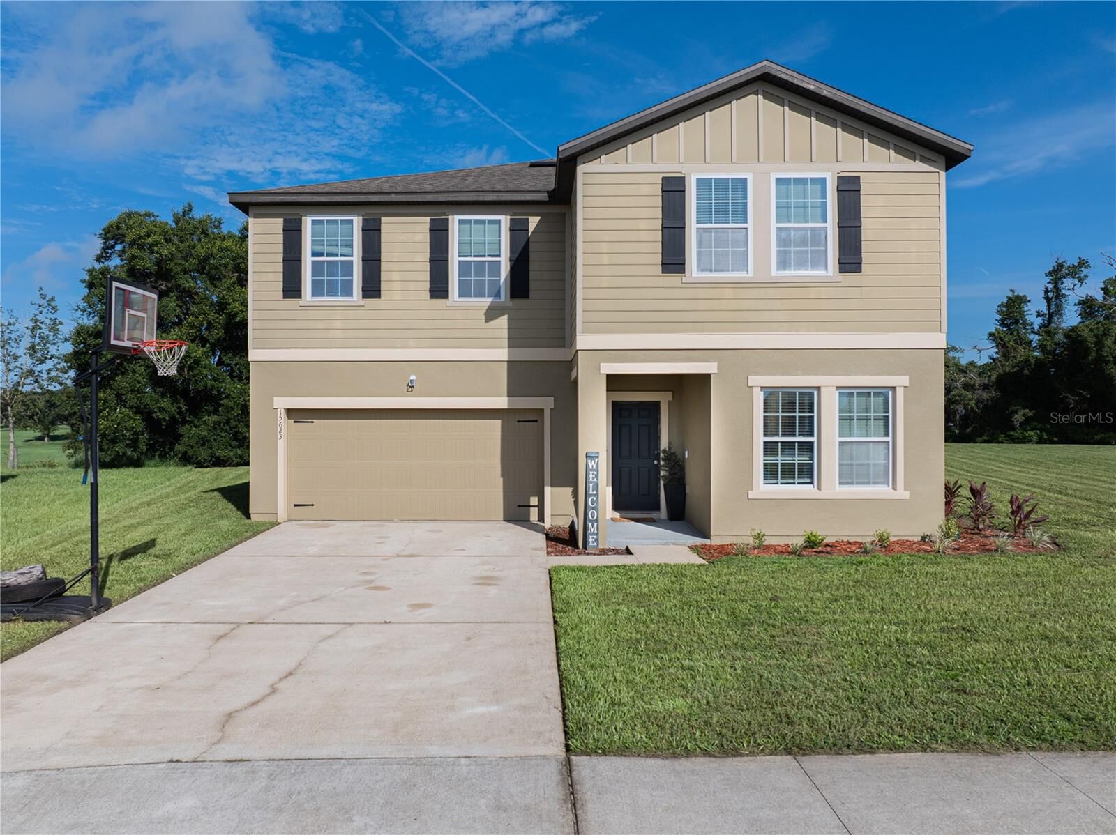 Property Photo:  15623 Merlin Avenue  FL 34753 