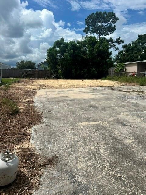 Property Photo: 6604 Tralee Avenue FL 34653