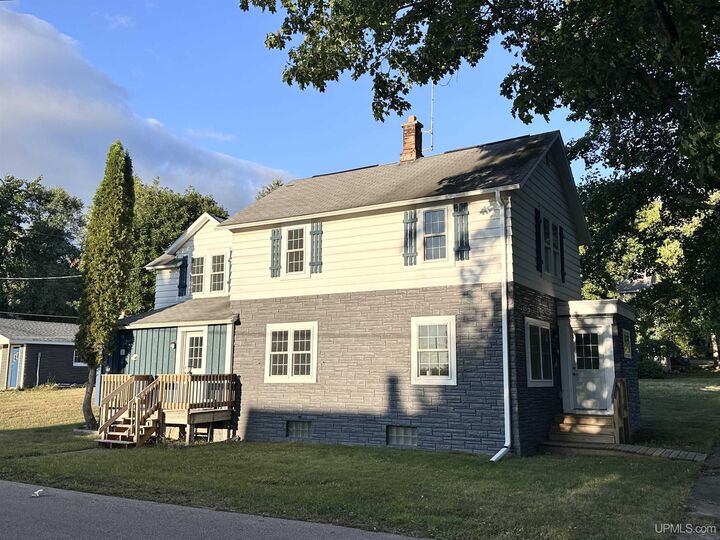 Property Photo: 500 E B Street MI 49801