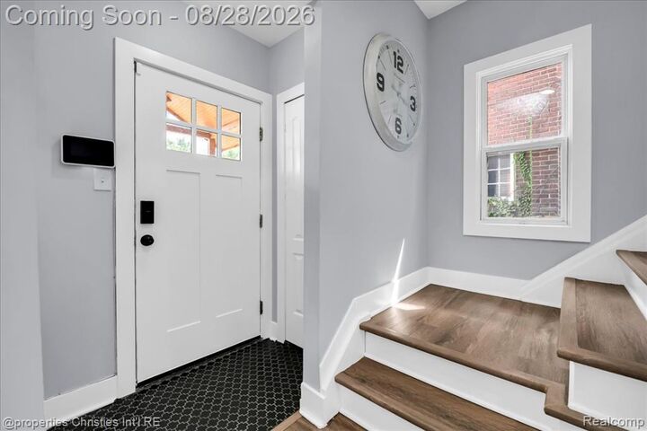 Property Photo: 16581 Mendota Street MI 48221 2819