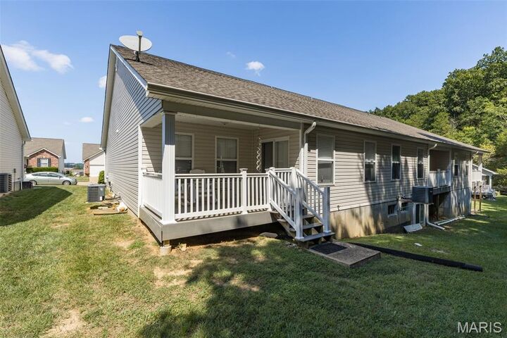 Property Photo:  1717 Lexington Place  MO 63048 