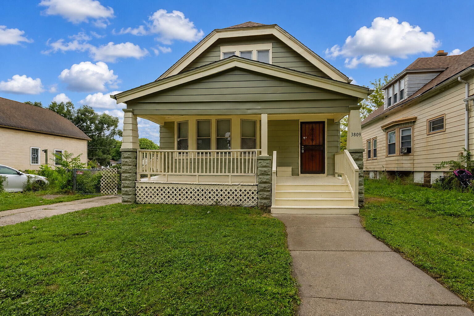 Property Photo: 3809 N 15th St WI 53206