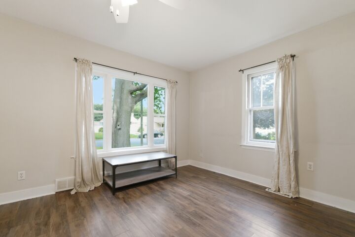 Property Photo: 396 N Blaine Avenue IL 60915