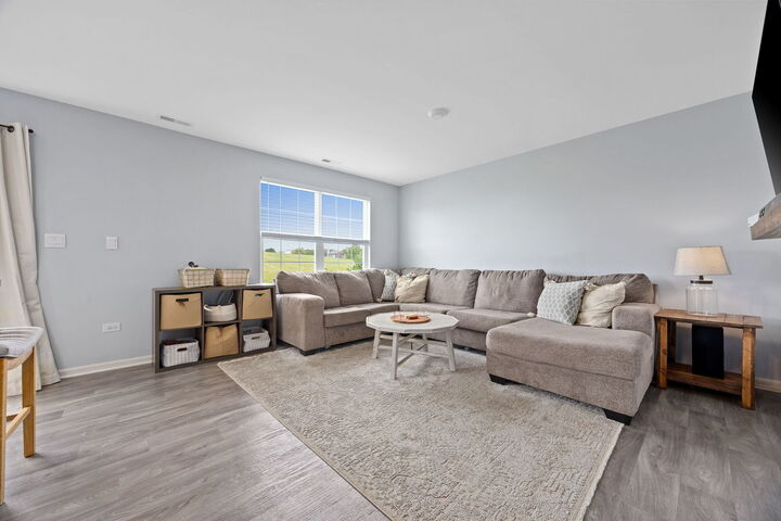 Property Photo: 7621 Stonecrop Lane IL 60431