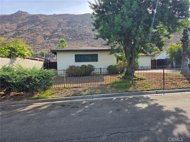 Property Photo:  5901 Paramount Drive  CA 92509 