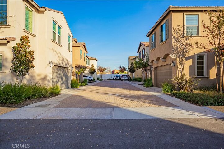 Property Photo:  30458 Village Knoll Drive  CA 92584 