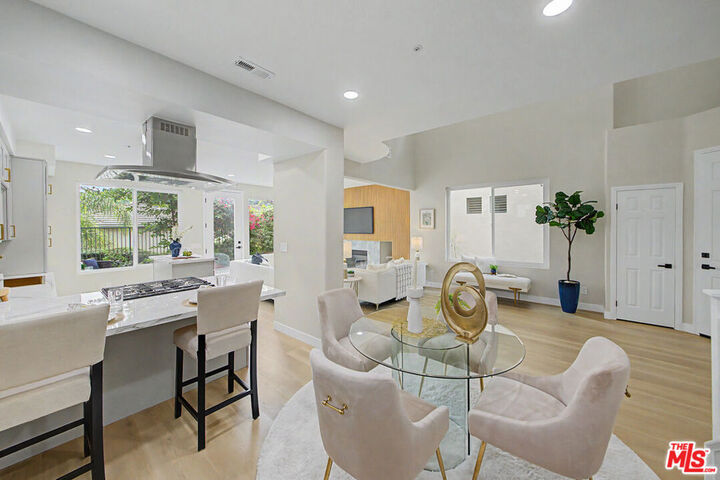 Property Photo:  13426 Ashbury Court  CA 90638 