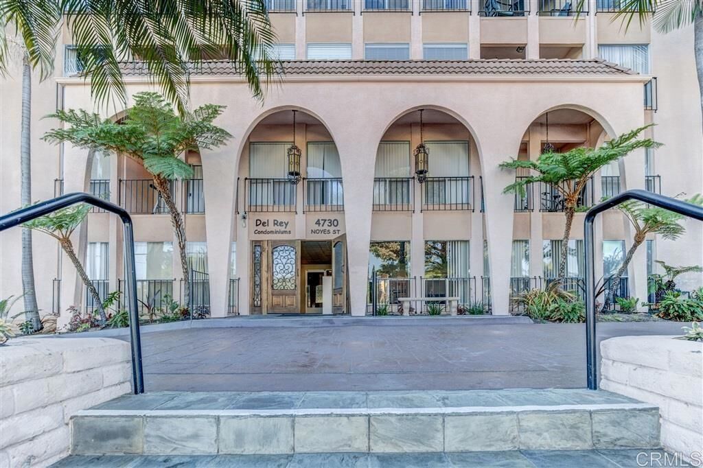 Property Photo:  4730 Noyes Street 111  CA 92109 