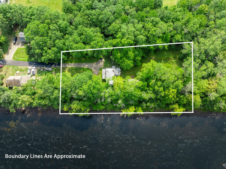 Property Photo: 33 Elm Street ME 04411