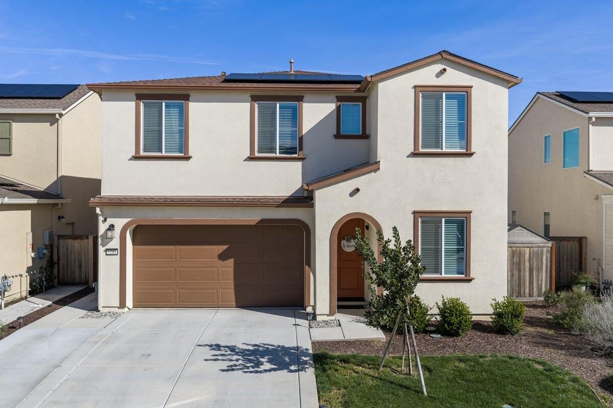 Property Photo: 7293 Dorstone Way CA 95829