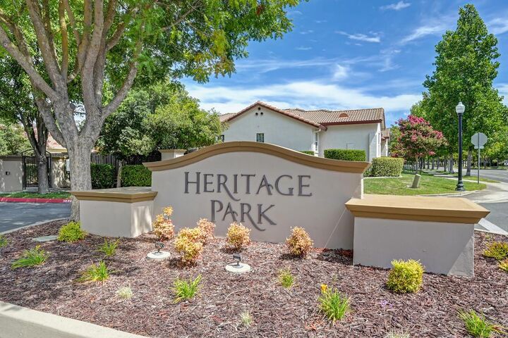 Property Photo:  2181 Ryedale Lane  CA 95835 