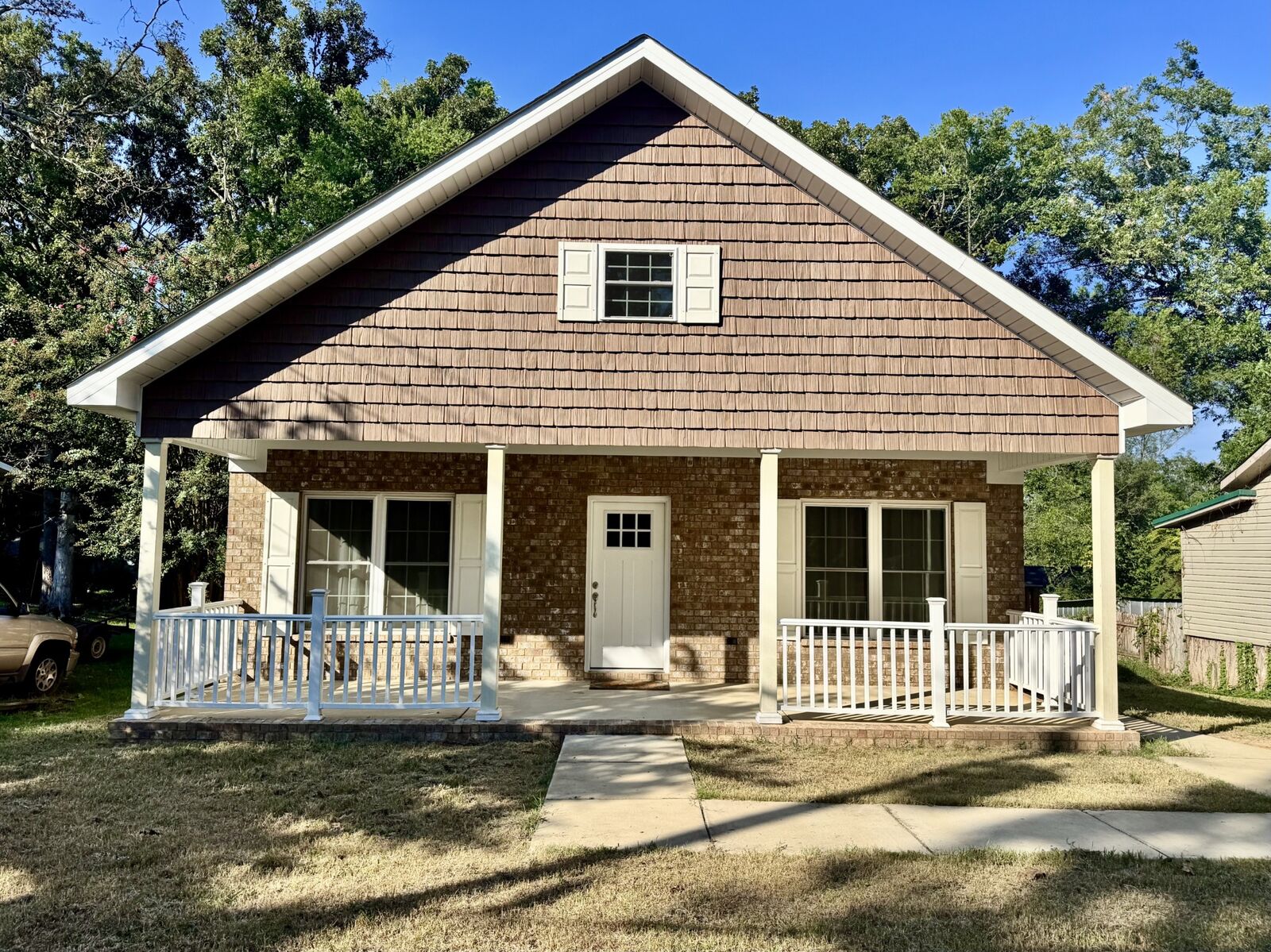 Property Photo: 529 Howell St AL 35630