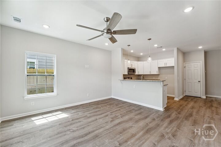 Property Photo: 609 Magazine Avenue GA 31412