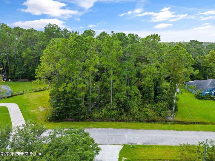 Property Photo: 148 Latesha Terrace FL 32177