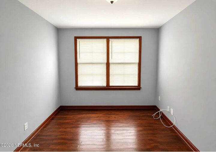 Property Photo: 2979 W 16th Street FL 32254