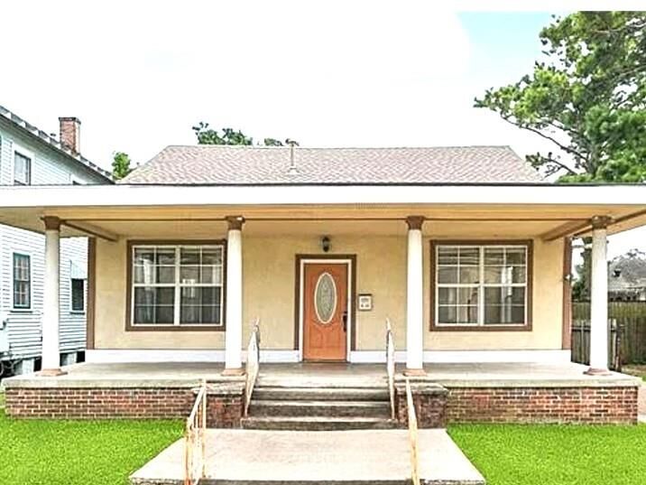 Property Photo:  5830 Willow Street  LA 70115 