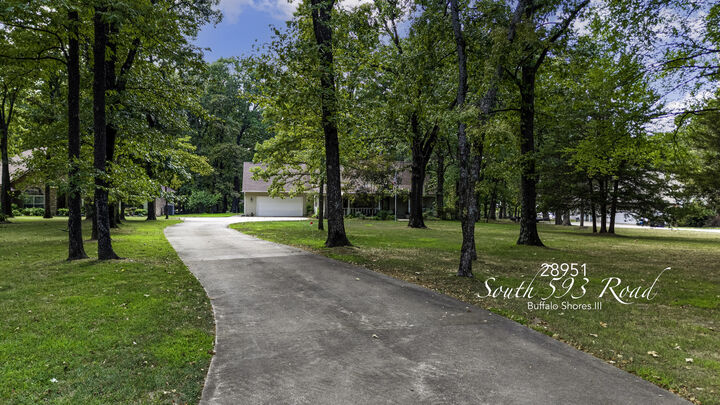 Property Photo: 28951 S 593 Road OK 74344