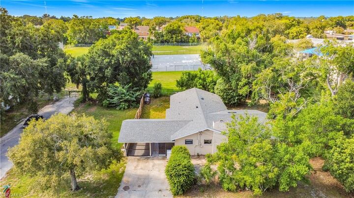 Property Photo: 3414 Portersfield Rd FL 32808