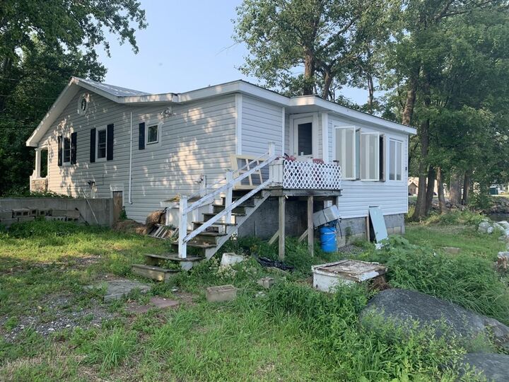 Property Photo: 1187 Hathaway Point Road VT 05478