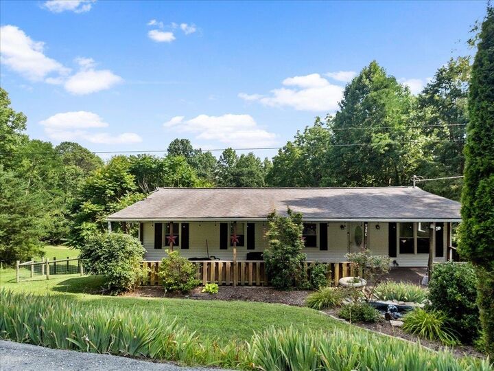 Property Photo:  6586 Parrott Mountain Drive  VA 24132 