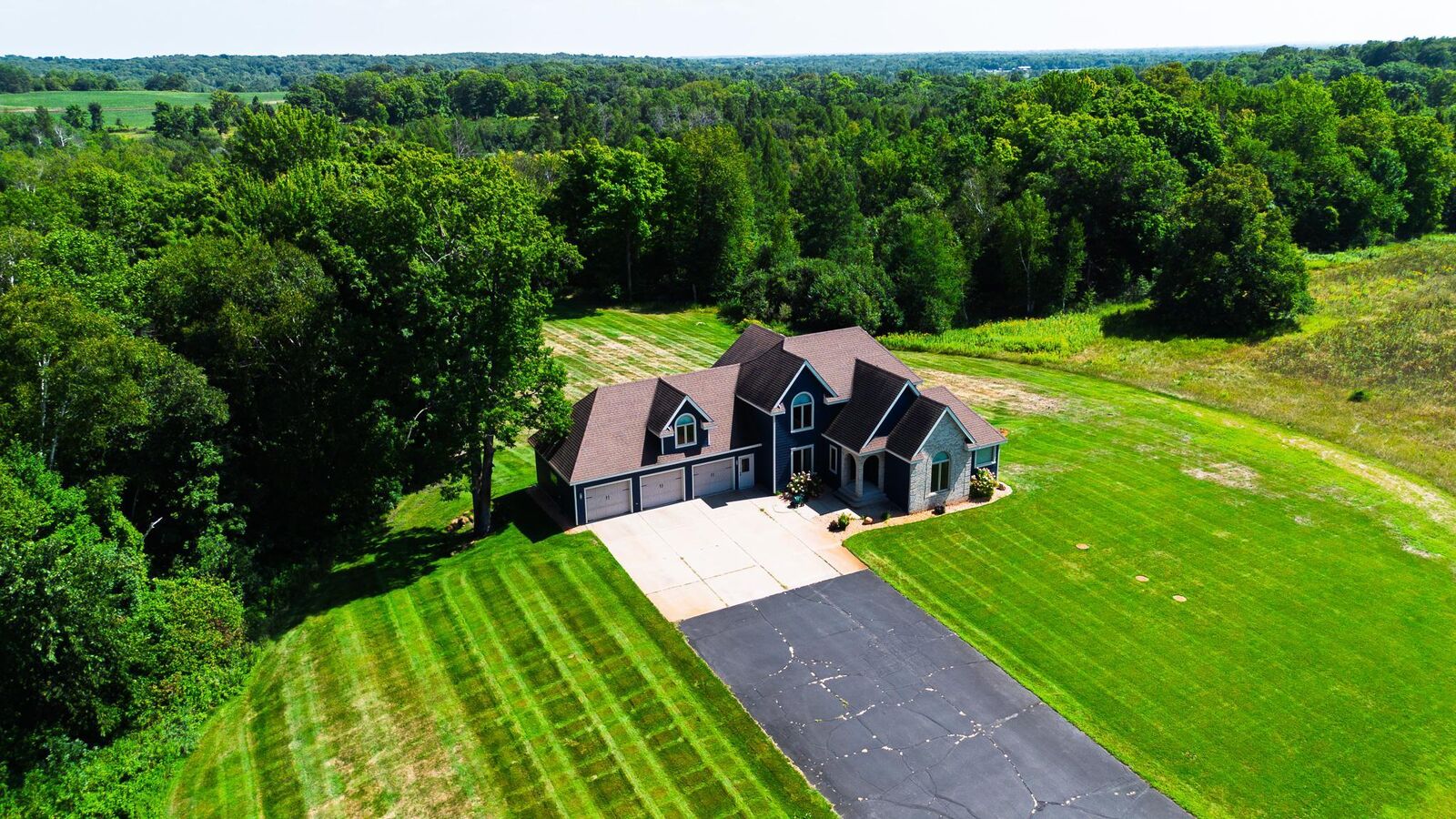 Property Photo: 38798 County Road 2 MN 56374