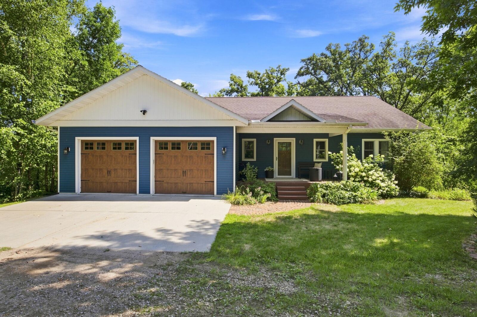 Property Photo:  47254 County Highway 23  MN 56572 