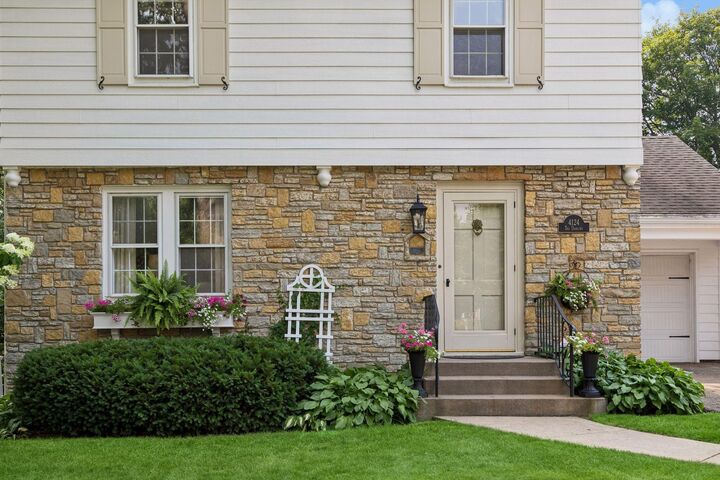 Property Photo: 4124 Raleigh Avenue MN 55416