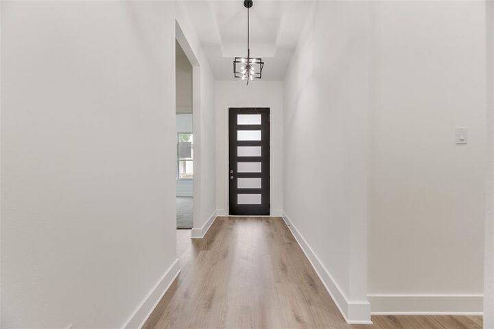 Property Photo: 1350 Claude Street TX 75203