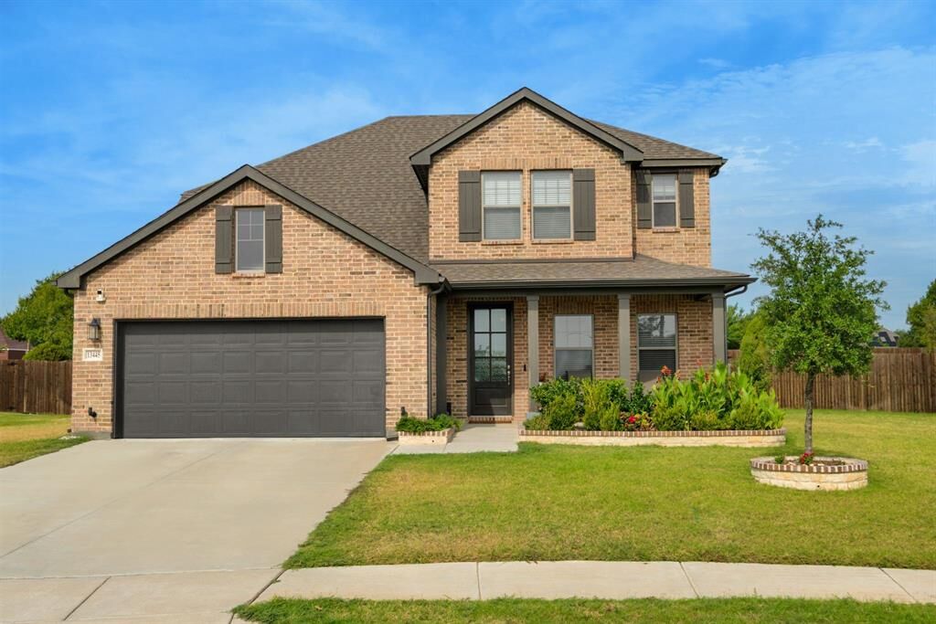 Property Photo: 13445 Beem Trail TX 76052