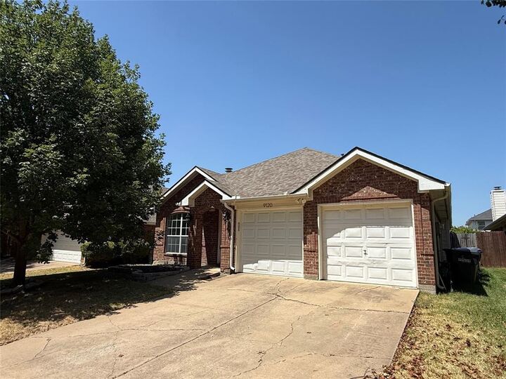 Property Photo:  9120 Newport Lane  TX 75071 