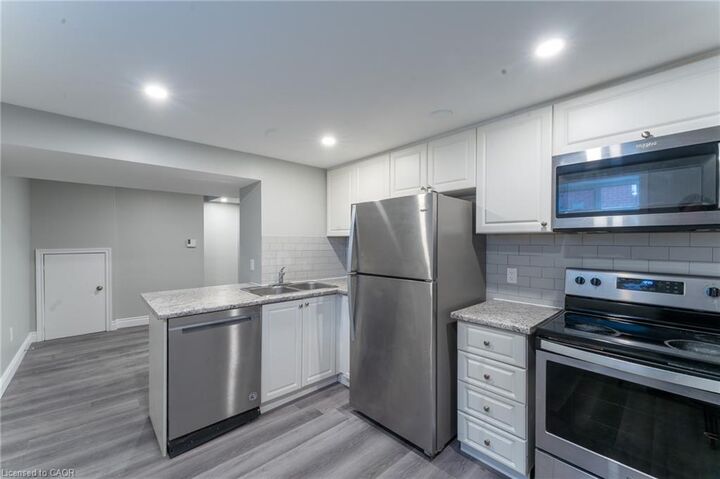 Property Photo:  244 Upper Paradise Road Lower  ON L9C 5C2 