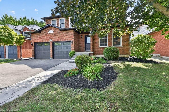 Property Photo: 2114 Country Club Drive ON L7M 4A5