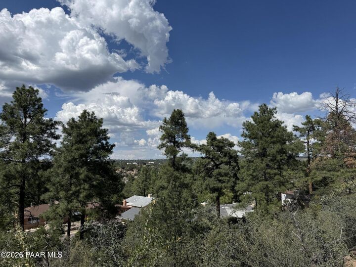 Property Photo:  221 Hidden Drive  AZ 86303 