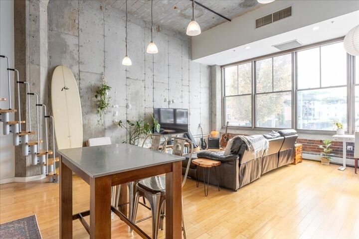 Property Photo: 156 Porter St 112 MA 02128