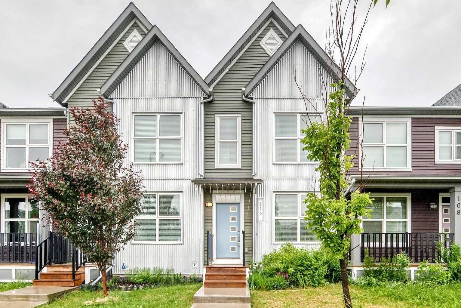 Property Photo:  112 Carrington Boulevard NW  AB T3P 1K8 