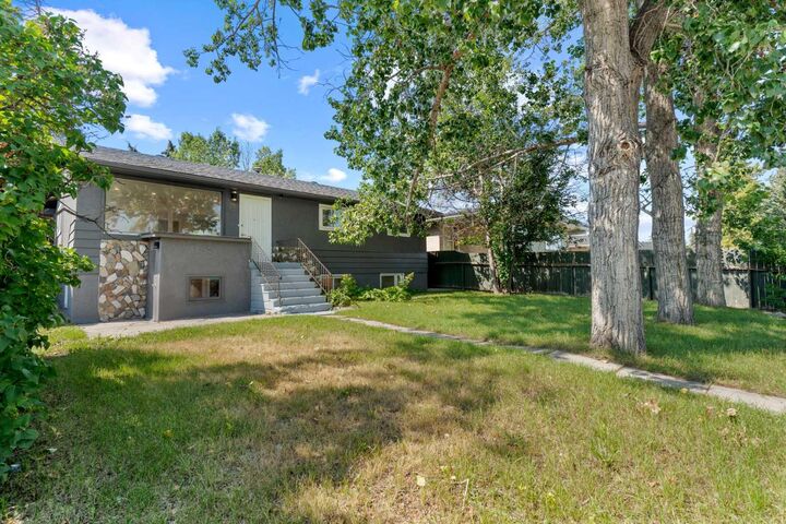 Property Photo: 1527 52 Street SE AB T2A 1T9